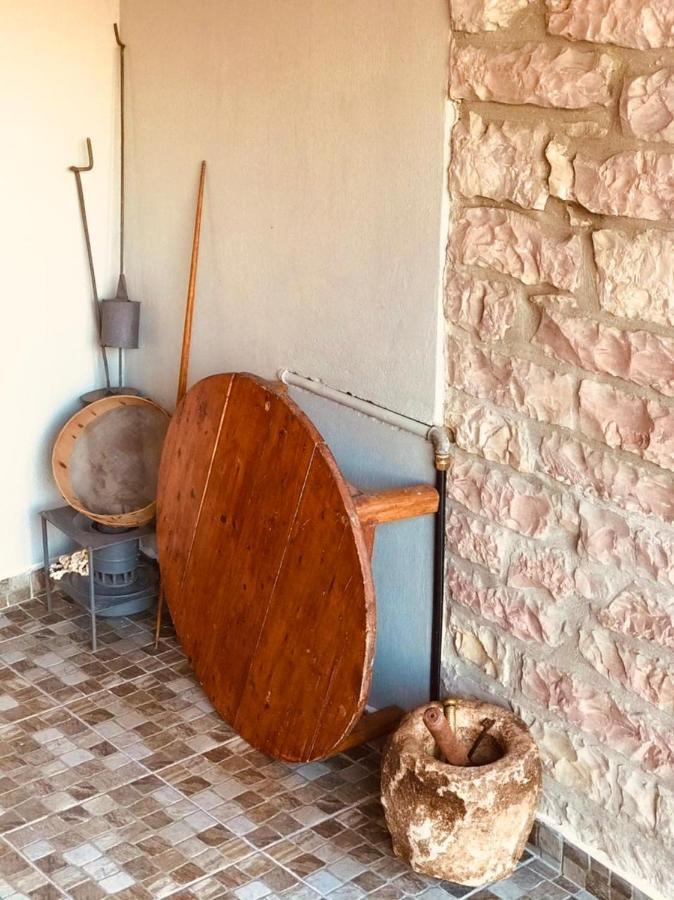 "Mani Guest House" Gjirokastër Exterior foto