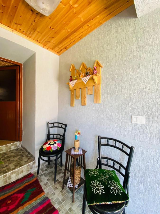 "Mani Guest House" Gjirokastër Exterior foto
